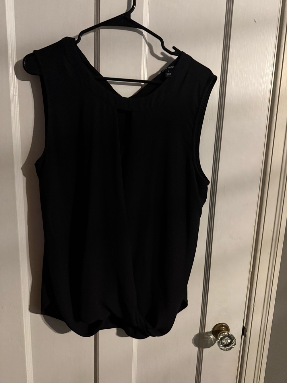 41 Hawthorn Black Sleeveless Pleat-Front Camisole